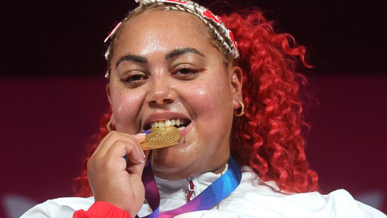 Emily Campbell retained her women's 86+kg weightlifting title in style at the Glasgow Commonwealth Games (PA)