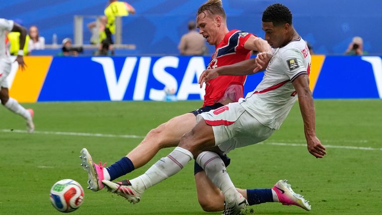 Jude Bellingham equalises for England against Norway