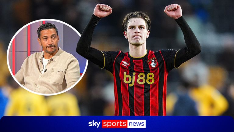 Jay Bothroyd talks about Alex Scott's future.