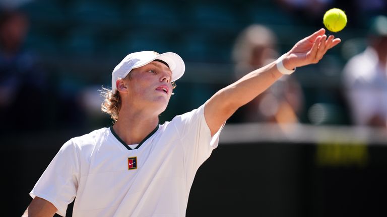 Cruz Hewitt remporte son premier match sur le circuit ATP contre Marcos Giron