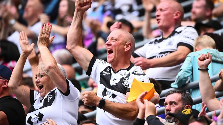 Both sets of Hull-based fans brought the energy to an electric derby
