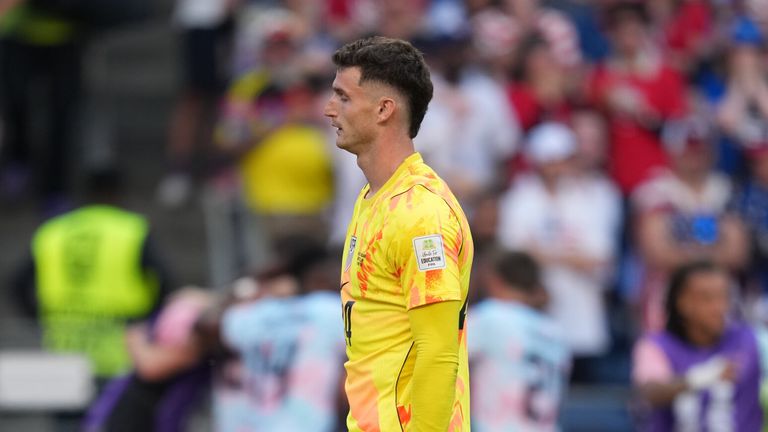 United States' Matt Freese reacts after Belgium scored their third goal during a World Cup round of 16 soccer match in Seattle, Monday, July 6, 2026. (AP Photo/Abbie Parr)