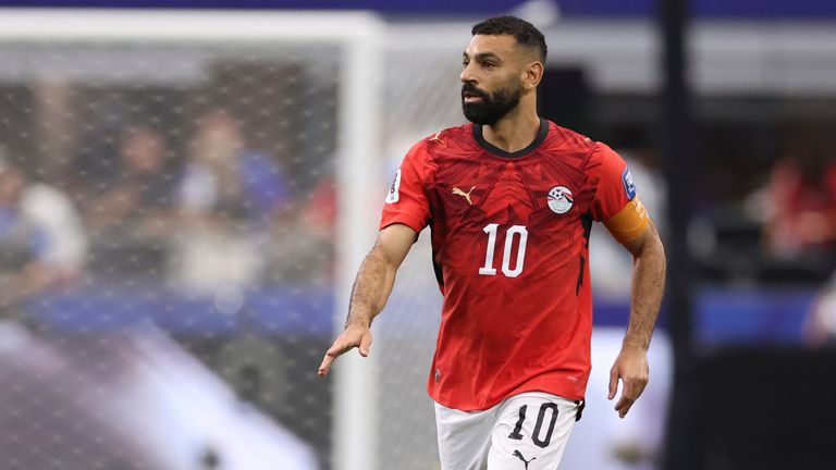 Egypt's Mohamed Salah (10) runs during the World Cup round of 32 soccer match between Australia and Egypt in Arlington, Texas
