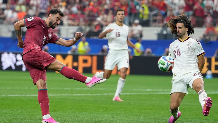 Bruno Fernandes fired wide in the second half