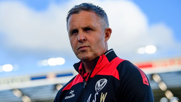  St Helens' coach Paul Rowley.