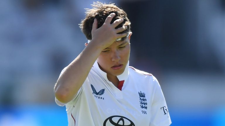 Issy Wong failed to make an impact for England on day two of the first ever women's Test at Lord's