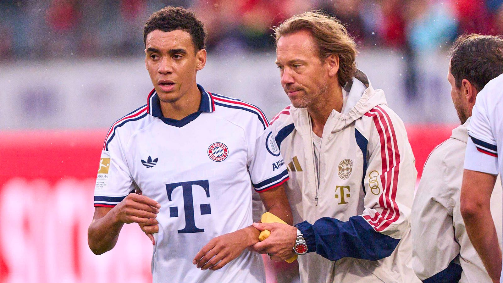 https://e0.365dm.com/26/08/1600x900/skysports-bayern-munich-jamal-musiala_7325140.jpg?20260818201711