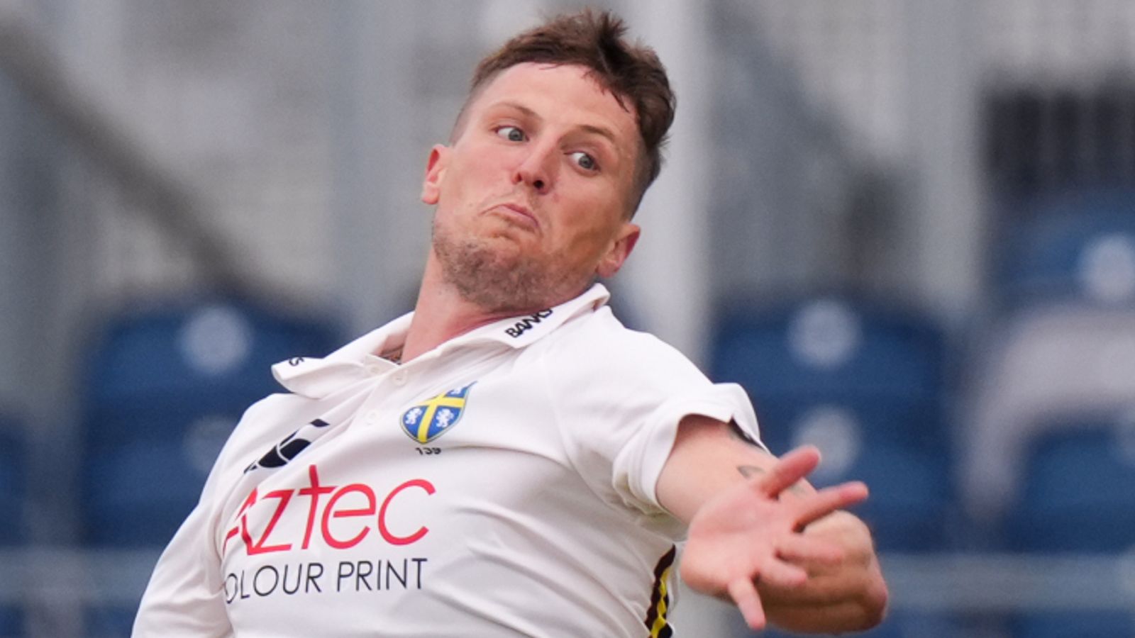 https://e0.365dm.com/26/08/1600x900/skysports-brydon-carse-durham-county-cricket_7334521.jpg?20260829134322