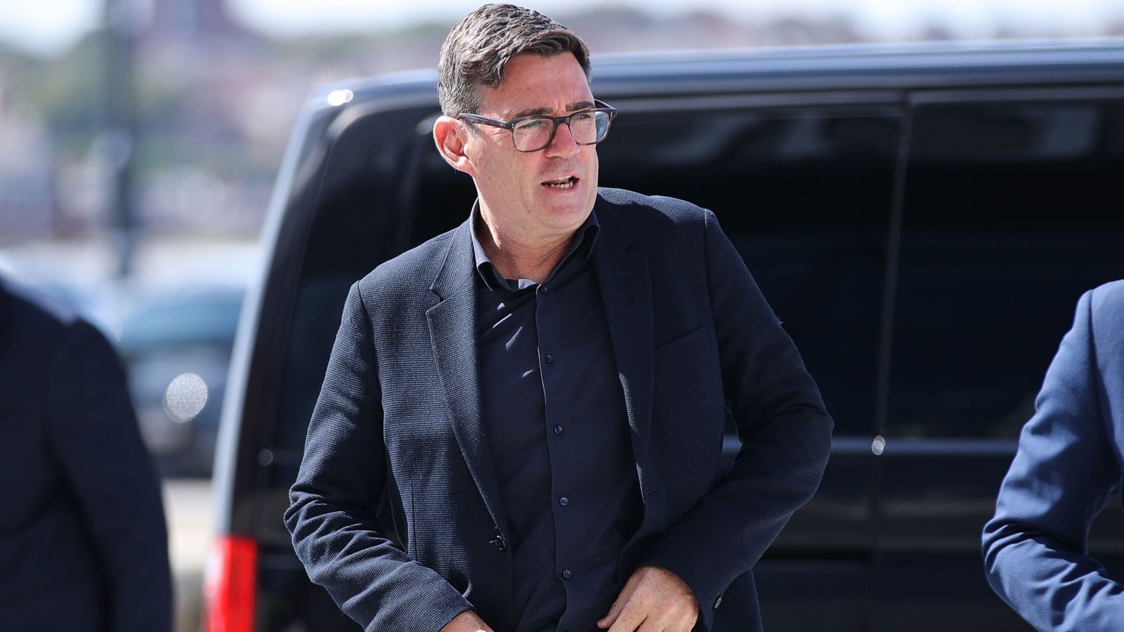 https://e0.365dm.com/26/08/1600x900/skysports-premier-league-andy-burnham_7328104.jpg?20260822140855