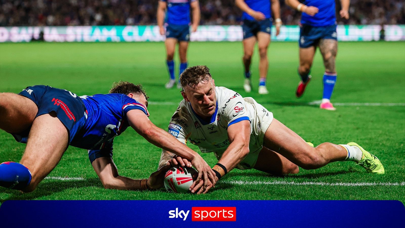 'Would you believe it?!' | Leeds score late winning try to break Wakefield hearts