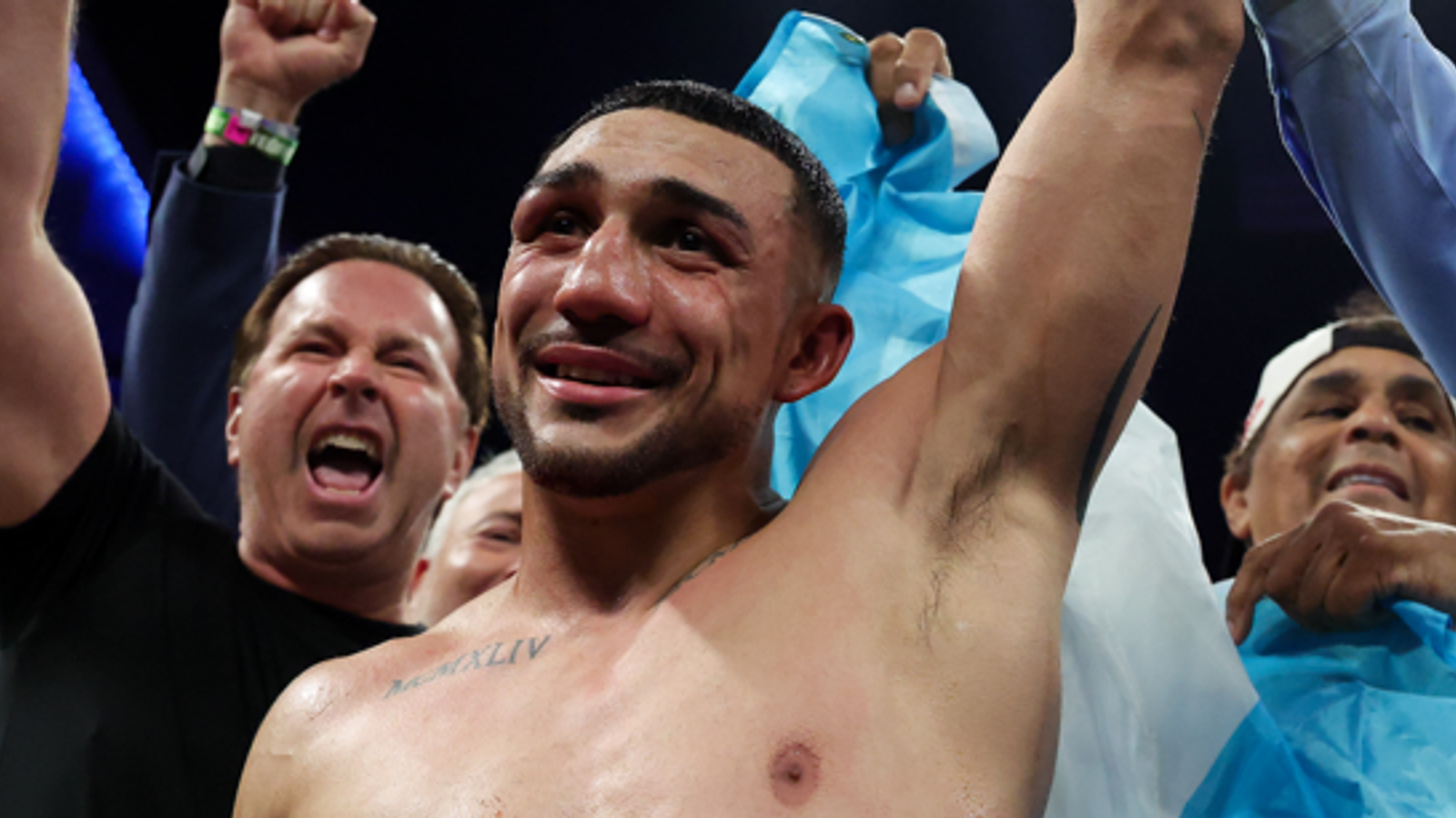Teofimo Lopez beats Rolly Romero for WBA welterweight title
