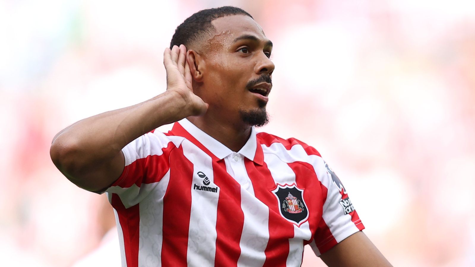Sunderland Claims 1-0 Victory Over Fulham with Late Goal from Isidor