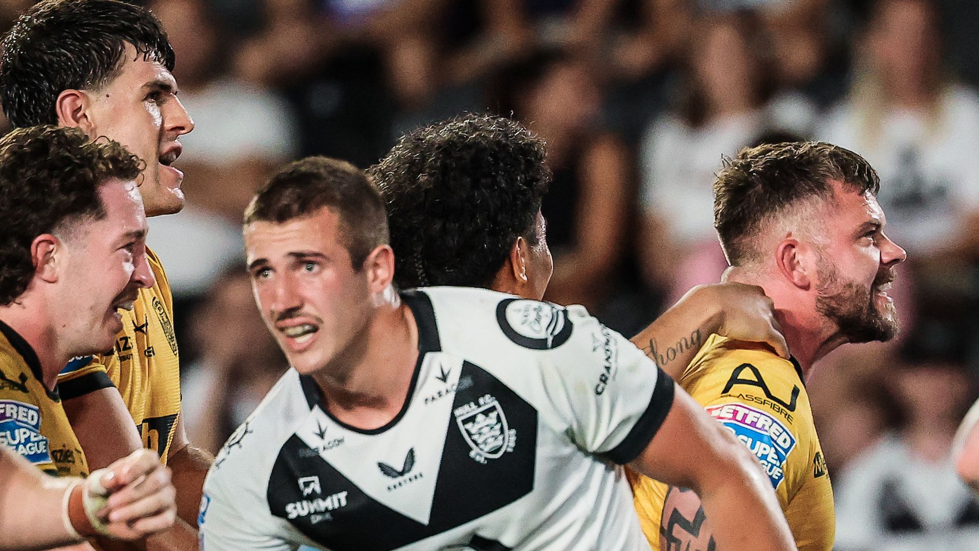 Castleford claim much-needed Super League win at Hull FC