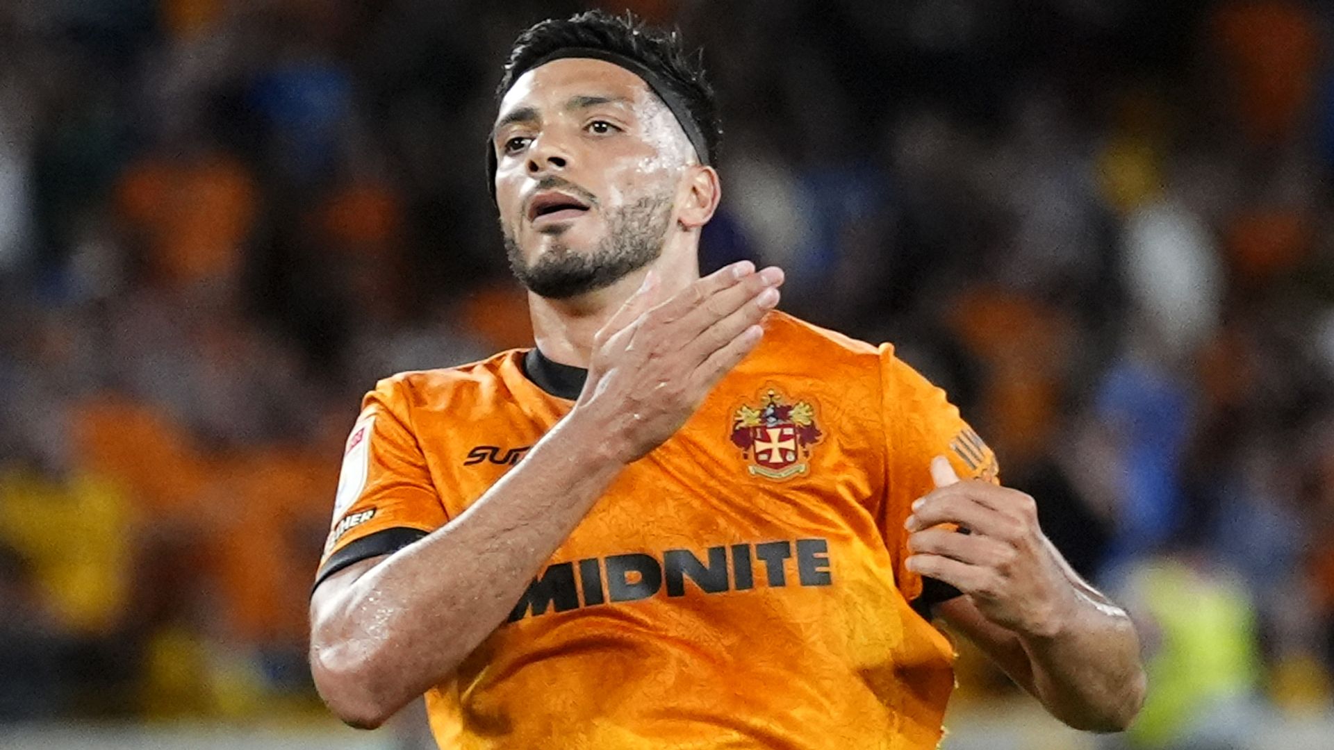 Jimenez salvages dramatic point for Wolves on Molineux return