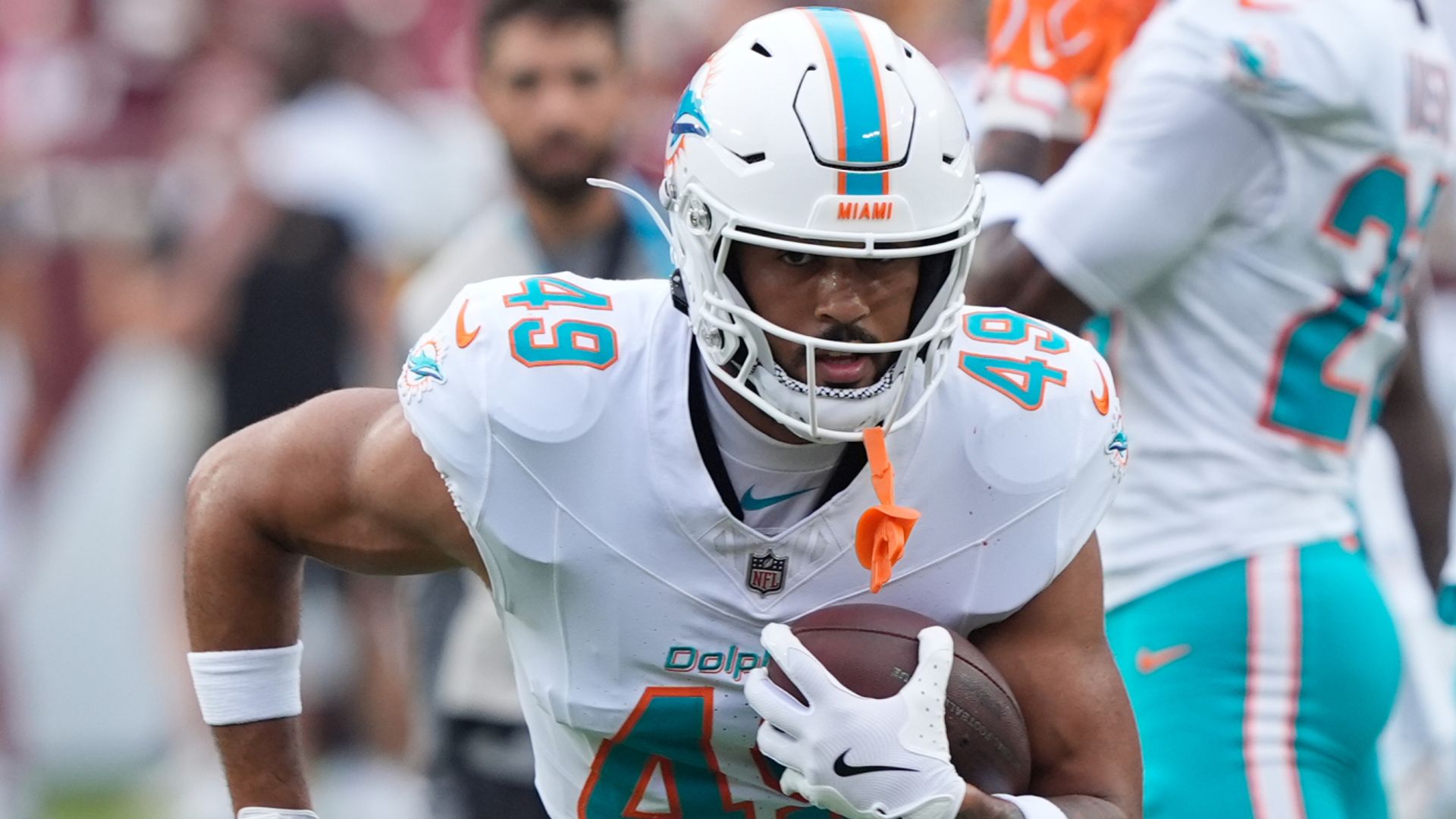 British NFL player Traore: I'll do what I need to do to make Dolphins impact