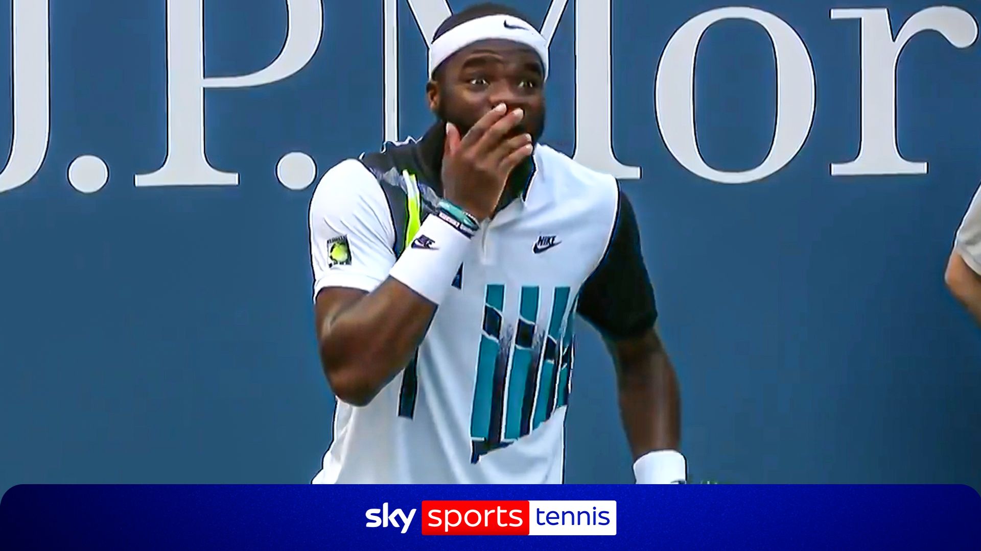 🤯📣 Tiafoe couldn’t believe Fucsovics' shot at US Open!
