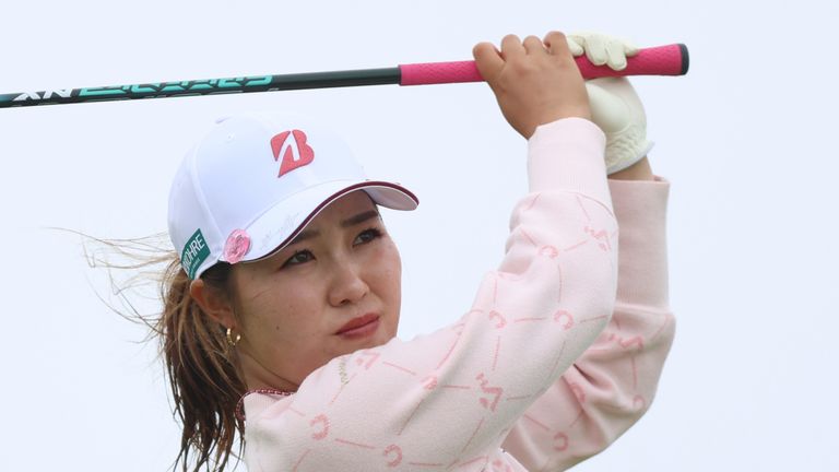 Ayaka Furue 