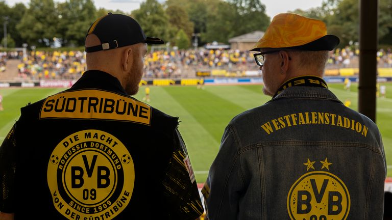 Fans look on during the women's match between Borussia Dortmund and Arminia Bielefeld