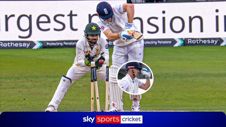 Brook dismissed v PAK T1 D2