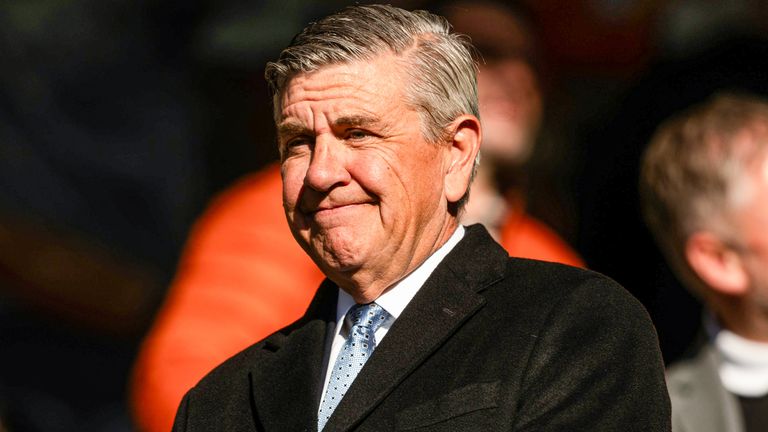 Rangers chairman Andrew Cavenagh was among those to face shareholders at a meeting in Glasgow