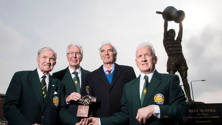 Billy McNeil was awarded the "One Club Man" honour by Athletic Bilbao in 2019.