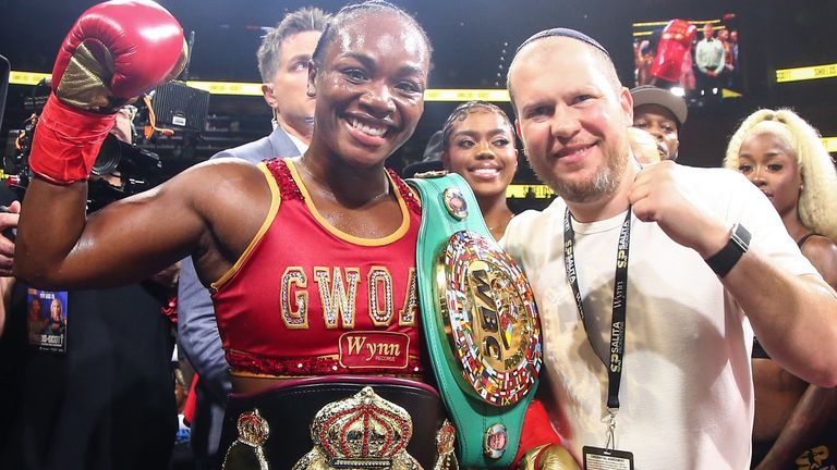 Claressa Shields celebrated her victory with promoter Dmitriy Salita [Pic courtesy of Stephanie Trapp/Salita Promotions]
