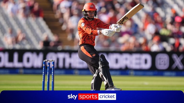 Phoebe Litchfield made her 50 off just 20 balls as she finished unbeaten on 71 to lead SunRisers Leeds to a nine-wicket win over Birmingham Phoenix.