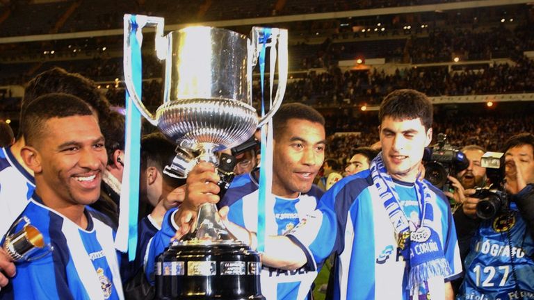 Djalminha (left) pictured with the Copa del Rey during Deportivo La Coruna's glory days
