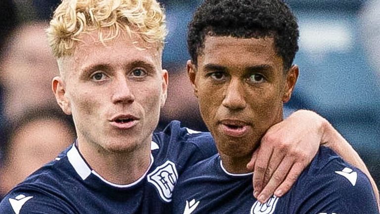 Dundee's Joe Bevan (R) celebrates scoring to make it 2-0 with team-mate Joe Westley