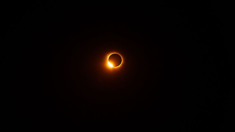 The eclipse proved stunning at the MADRING F1 circuit in Madrid