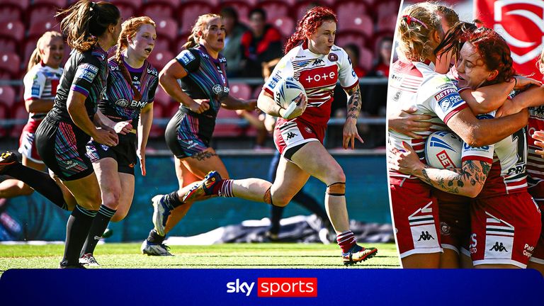 Eva Hunter refused to be tackled, smashing her way through the St Helens defence