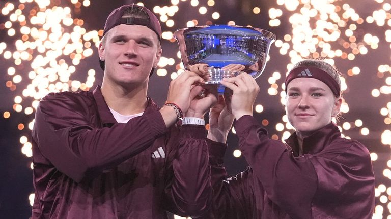 Jakub Mensik and Karolina Muchova won the US Open mixed doubles championship