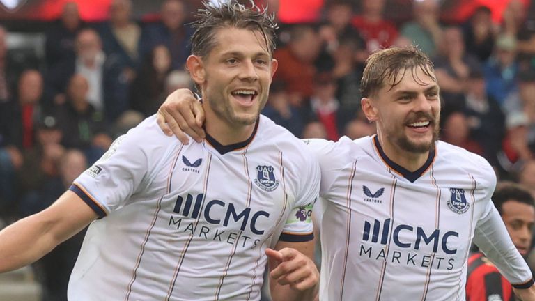 James Tarkowski scored in the 91st minute to earn Everton a point