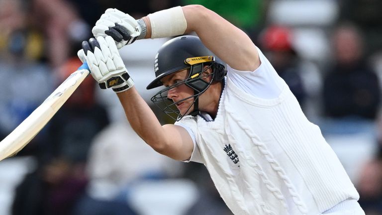Jamie Smith was excellent with the gloves in Leeds but guilty of a soft dismissal