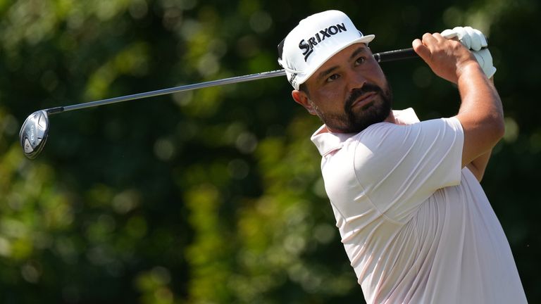 JJ Spaun looks set to run away with the second round