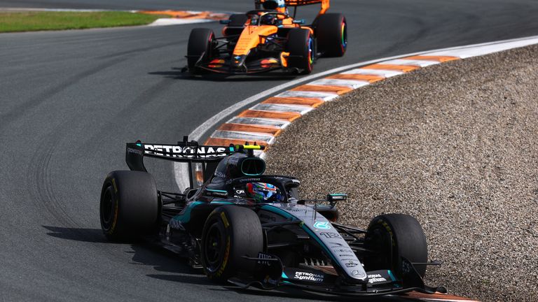 Kimi Antonelli leads Lando Norris