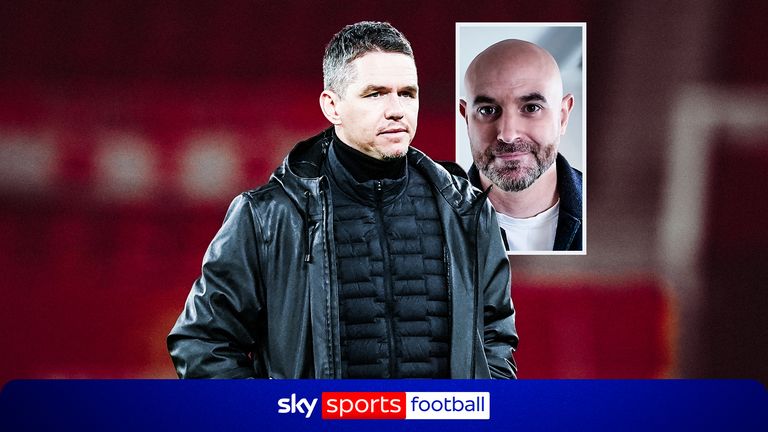 Why has Marc Skinner left Manchester United women?