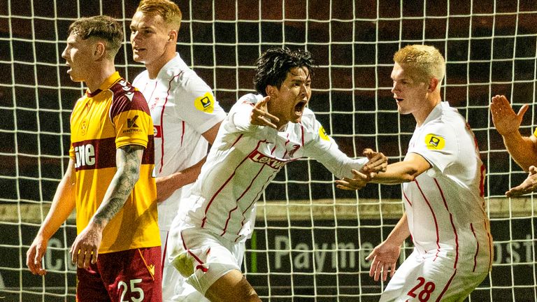 It was a tough night for Motherwell against Freiburg in the first-leg of their play-off