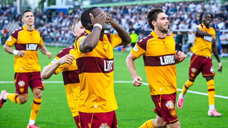 Tawanda Maswanhise put Motherwell ahead in Helsinki