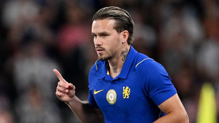 Mykhailo Mudryk playing for Chelsea during pre-season