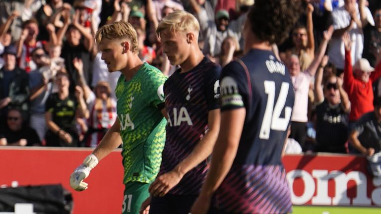 Spurs players show their disappointment after falling 2-0 behind at Brentford