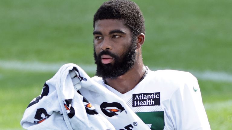 New York Jets cornerback Qwan'tez Stiggers collapsed on Tuesday