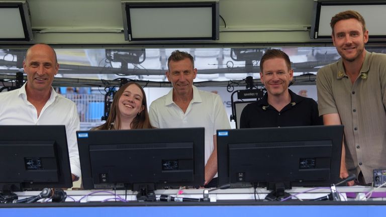 Rosa Simkin poses with the Sky Sports cricket commentary team during The Hundred final at Lord's (image: Jed Leicester/ MCC) 