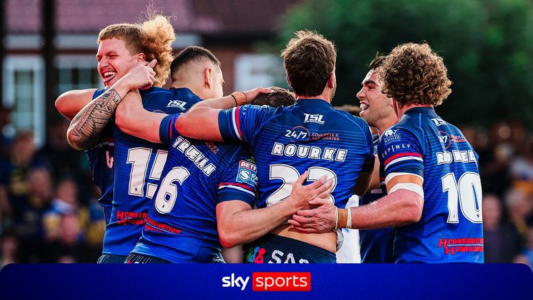 Caius Faatili produced an incredible run as he set up Caleb Hamlin-Uele's try, extending Wakefield's lead over Leeds in the Super League.
