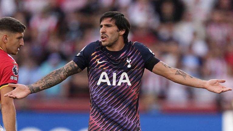 Spurs midfielder Sandro Tonali suffered defeat on his debut