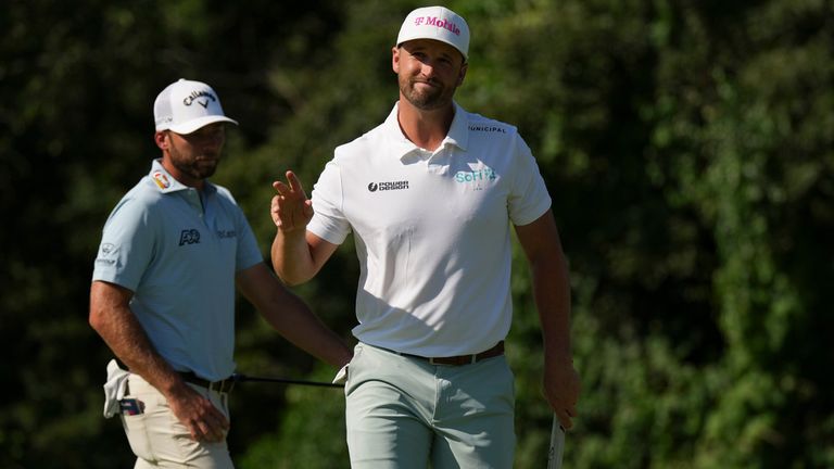 Wyndham Clark leads by one shot