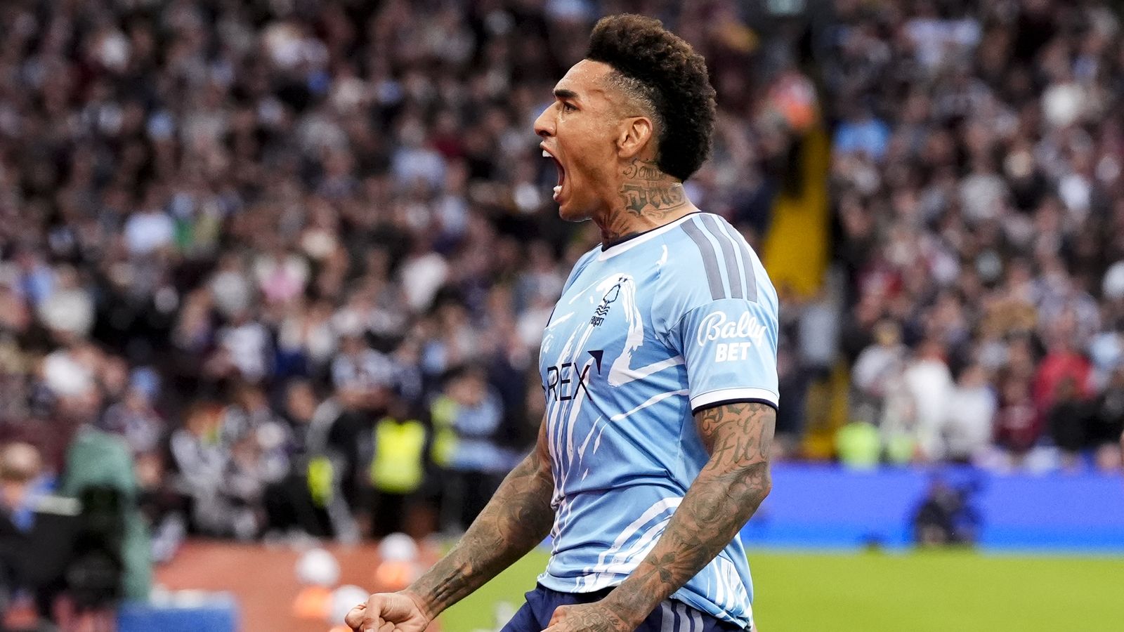 Nottingham Forest Defeats Aston Villa 2-1 in Premier League Clash