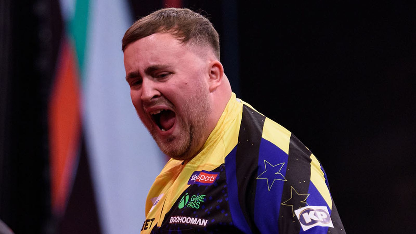 Littler scrapes past Aspinall in World Series of Darts Finals