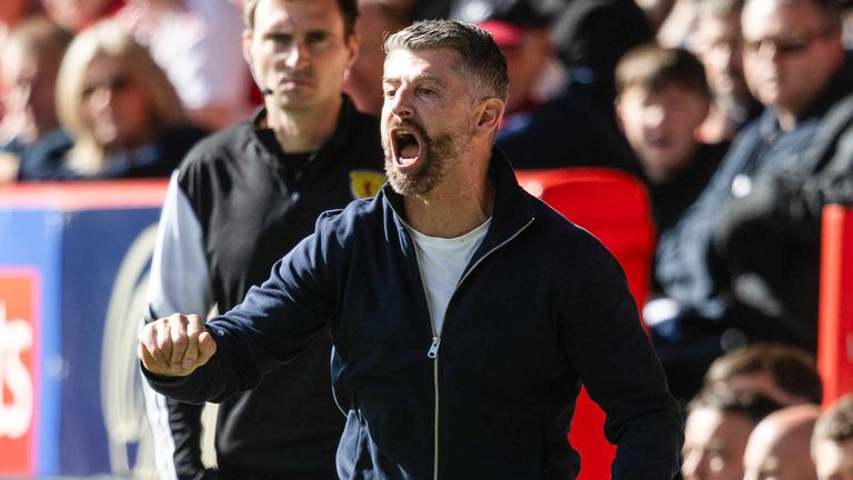 Stephen Robinson's Aberdeen were booed by the fans