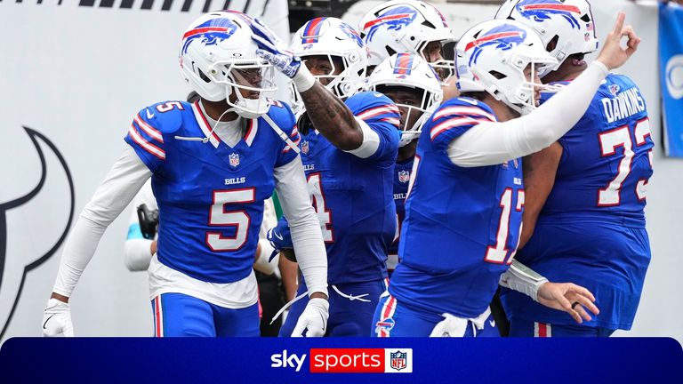 Joshua Palmer scored a touchdown with less than two minutes to go as Buffalo overcame Houston in an opening game thriller.